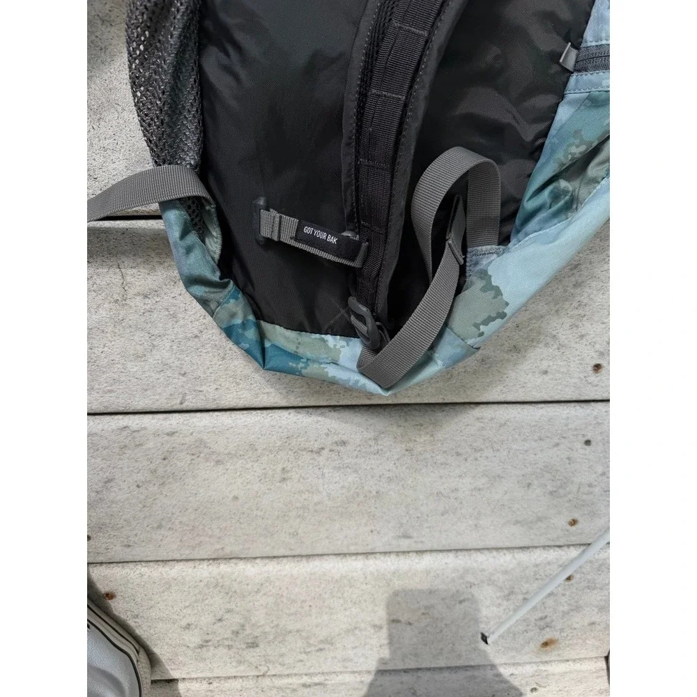 Camelbak adjustable standalone buckle